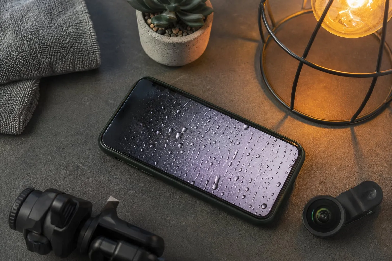 Como fotografar gotas de chuva com celular e luz lateral