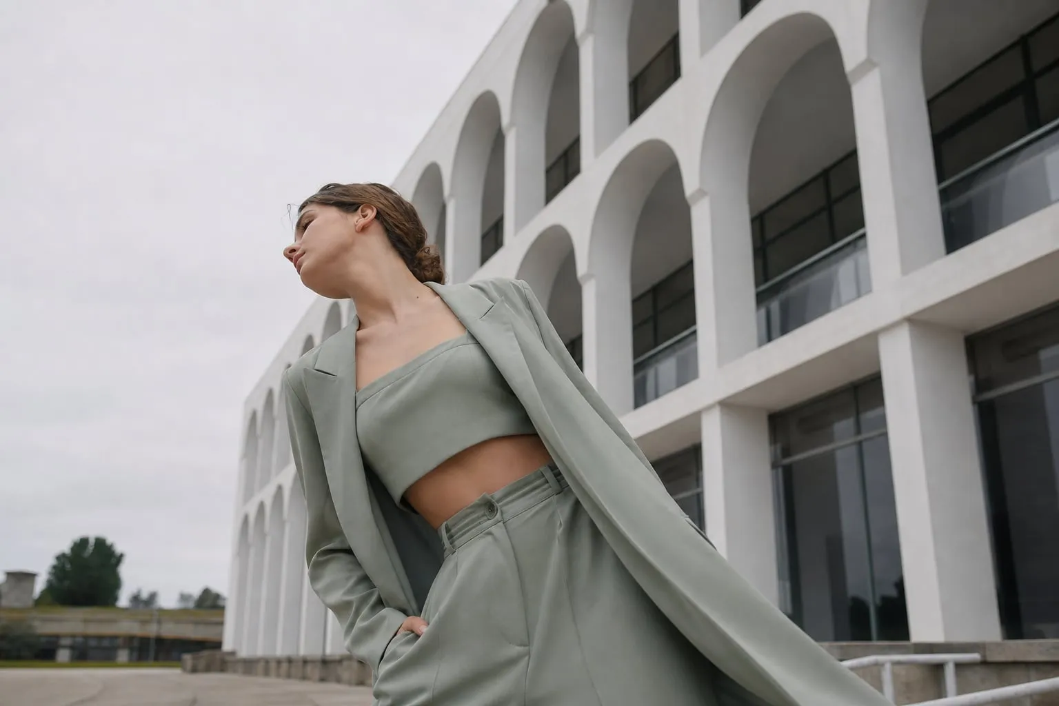 Como criar um editorial de moda em espaço cultural